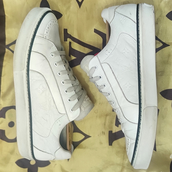 Louis Vuitton Empriente Street Sneakers - Picture 8 of 9
